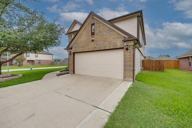 Building Photo - 1122 Reedpoint Dr