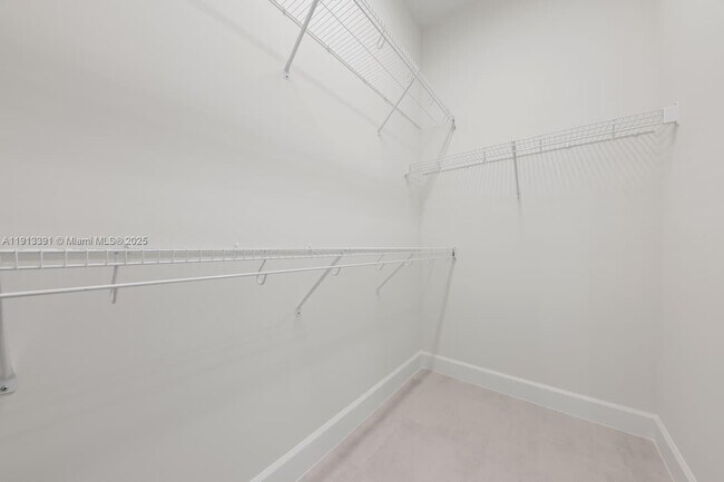 Building Photo - 5786 Aleppo Pne Pl