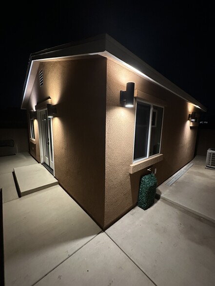 Building Photo - 4068 Armstrong St