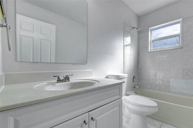 Building Photo - 849 Jarnac Dr
