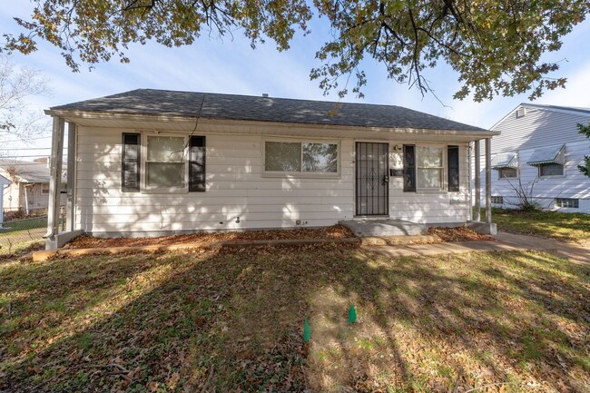 Building Photo - Section 8 Opportunity! 3 bedroom 1 bath | ...