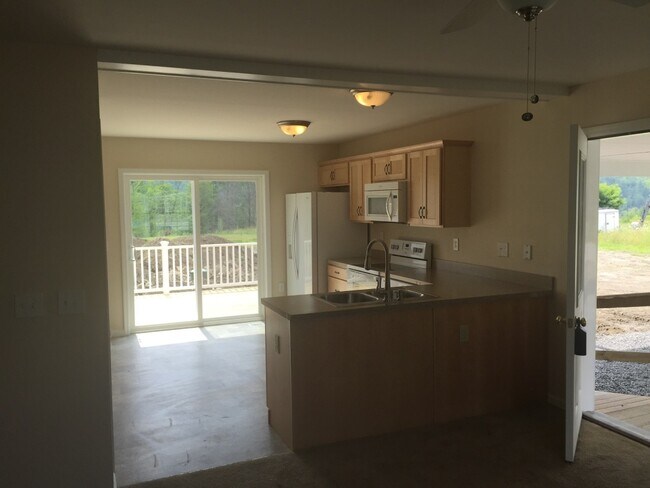 Building Photo - 38 Rudd Farm Dr