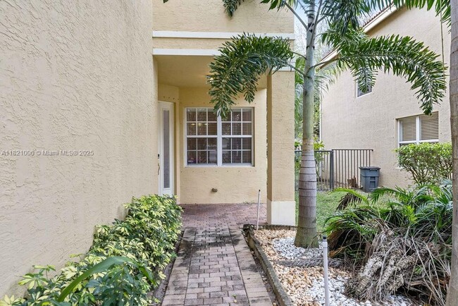 Building Photo - 7841 Jewelwood Dr