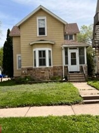 Building Photo - Nice 4 Bed, 2 full bath house.