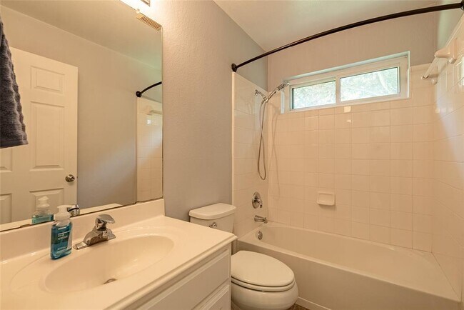 Building Photo - 3018 Rock Rose Pl