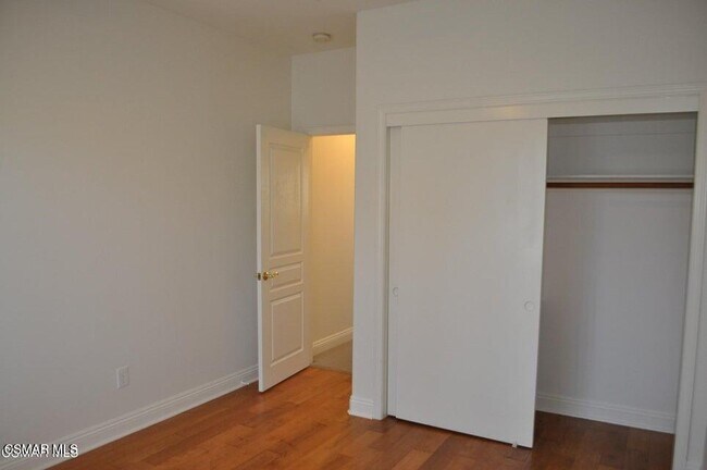 Building Photo - 1596 Blue Canyon St
