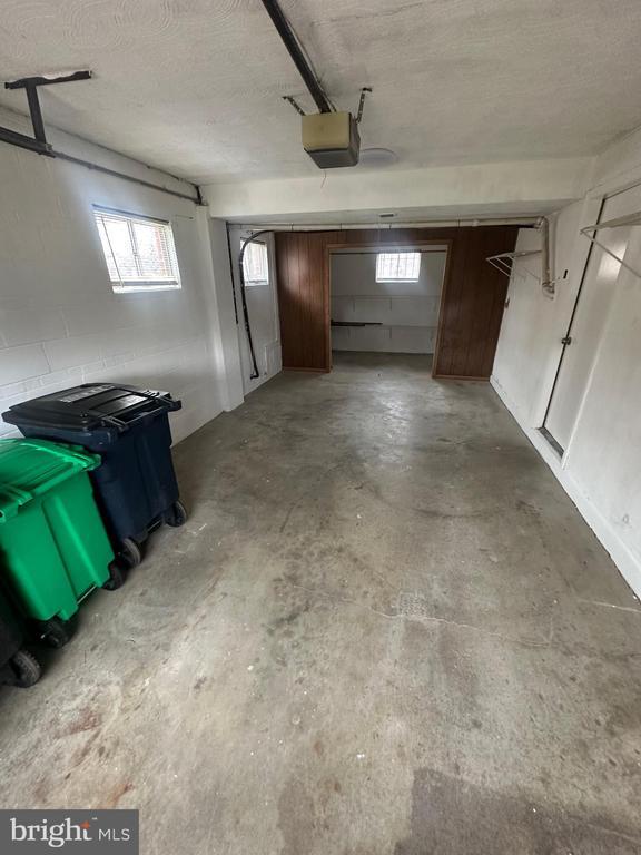 Building Photo - 3912 21st Ave