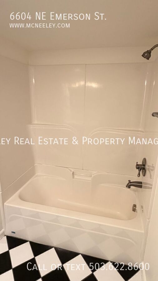 Building Photo - 6604 NE Emerson St