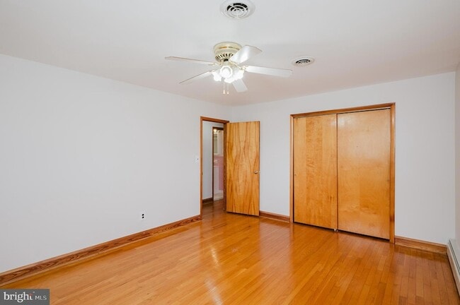 Building Photo - 1016 Winfield Dr