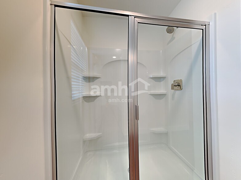 Building Photo - 212 Allen Ln