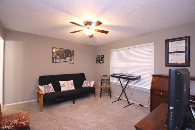 Building Photo - 303 Brokaw Ct