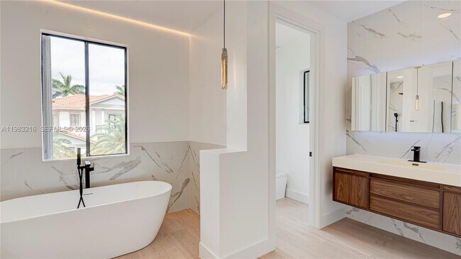 Building Photo - 7956 SW 195th St