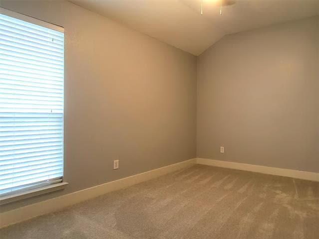 Building Photo - 424 Ambrose Dr