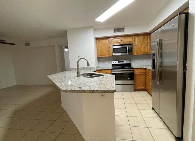 Building Photo - 827 Camargo Way