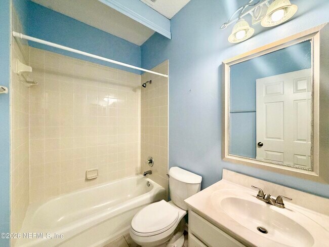 Building Photo - 1720 Cross Pines Dr