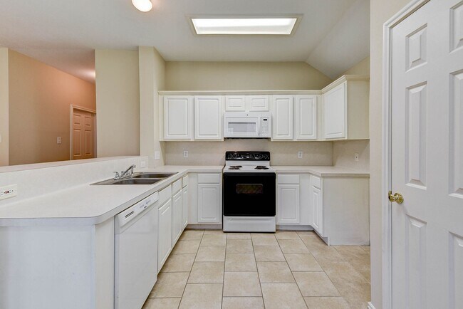 Building Photo - Charming one-story home in Atascocita Park