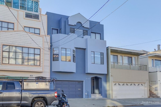 Building Photo - 465 35th Ave