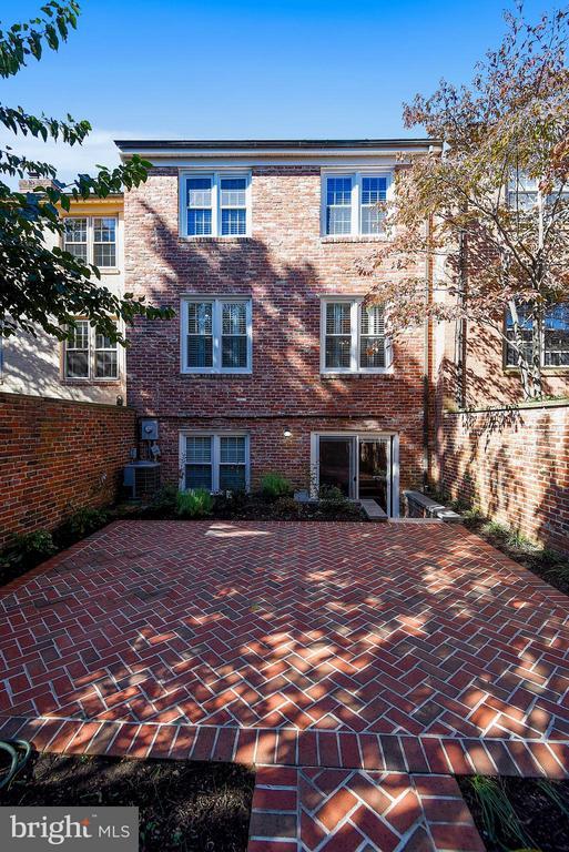 Building Photo - 6317 Olde Towne Ct