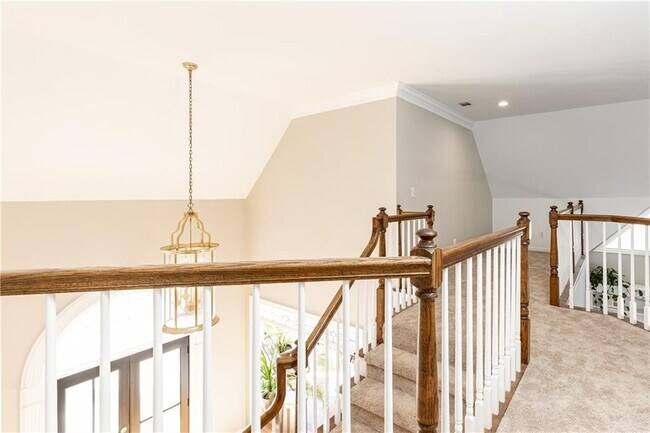 Building Photo - 9360 Nesbit Lakes Dr
