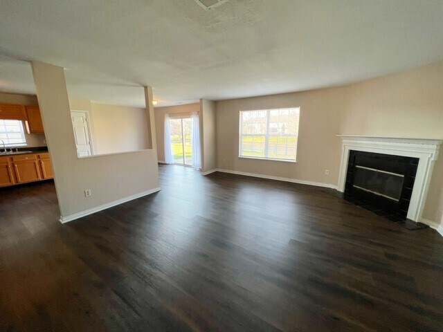 Building Photo - 6116 Trillium Woods Ct