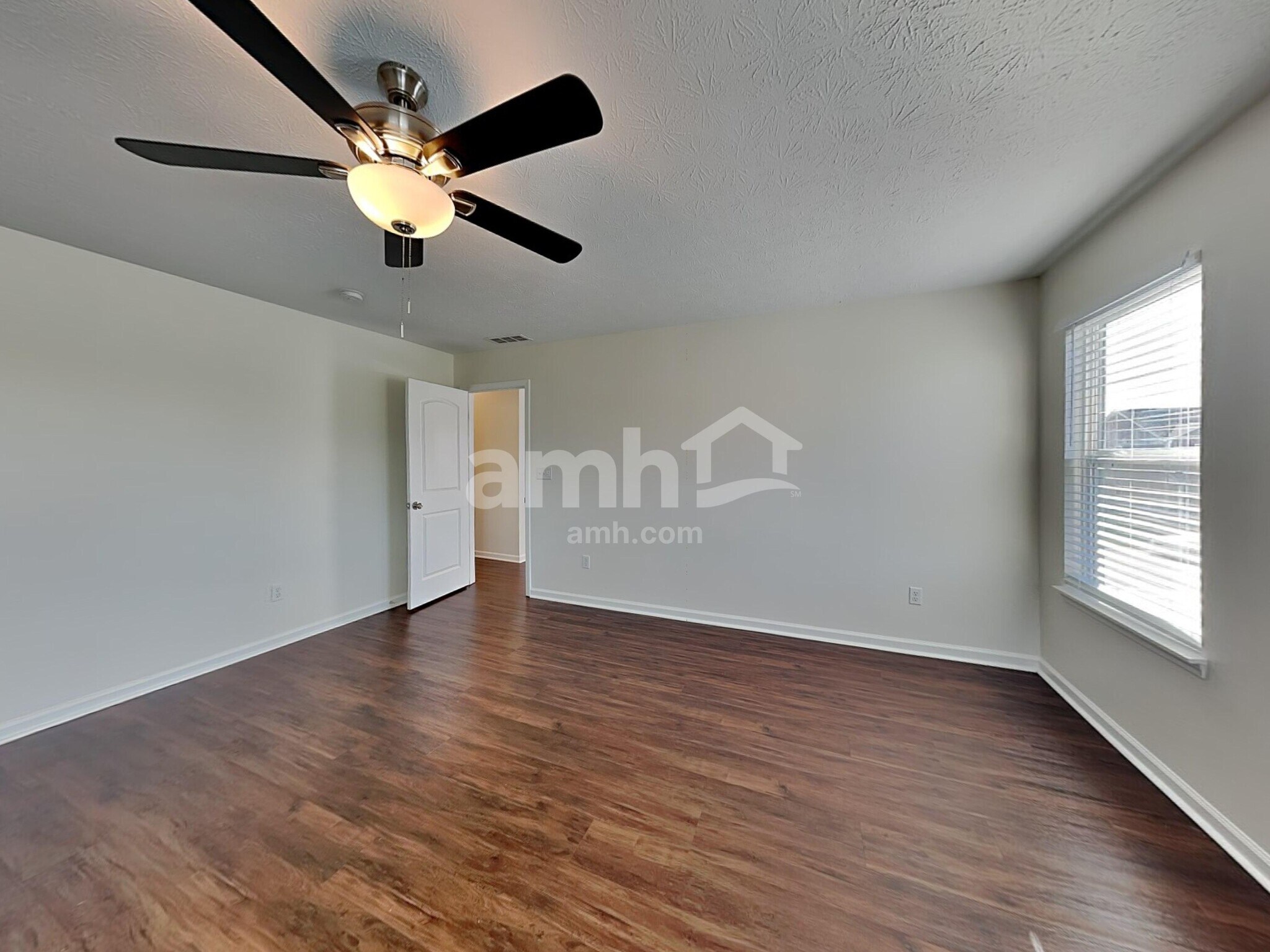 Building Photo - 222 Rambling Rd