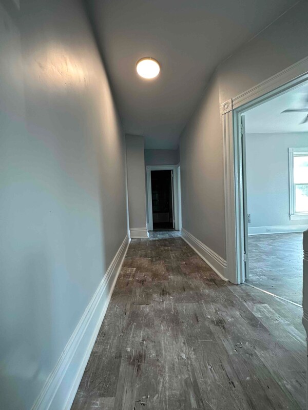 Building Photo - 307 Loucks Ave