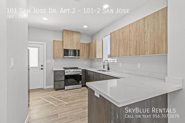 Building Photo - 101 San Jose Dr