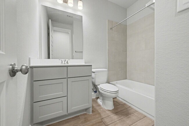 Building Photo - 2527 Alder Wood Ln