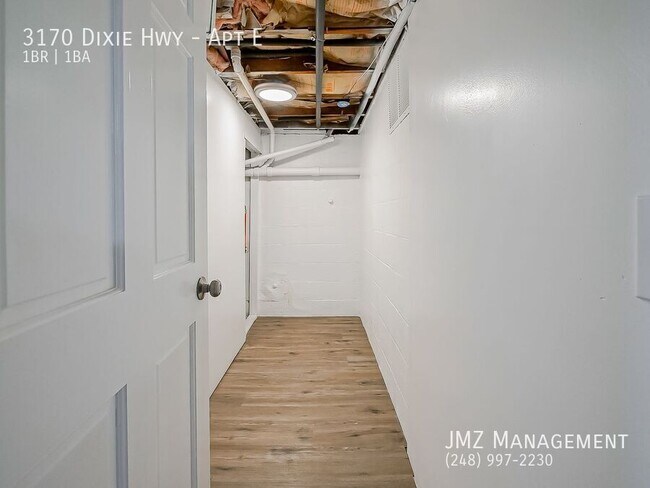Building Photo - 3170 Dixie Hwy