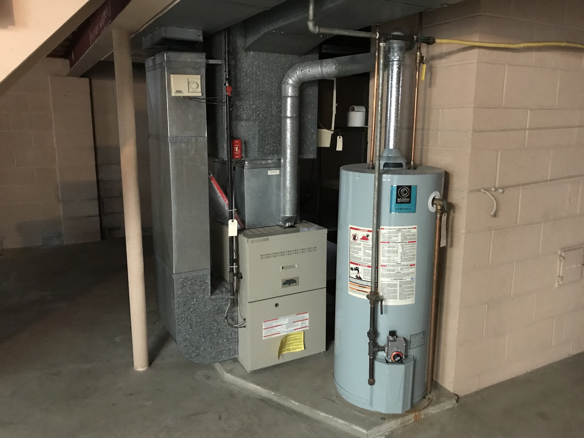 Basement mechanicals - 135 Grandview Dr