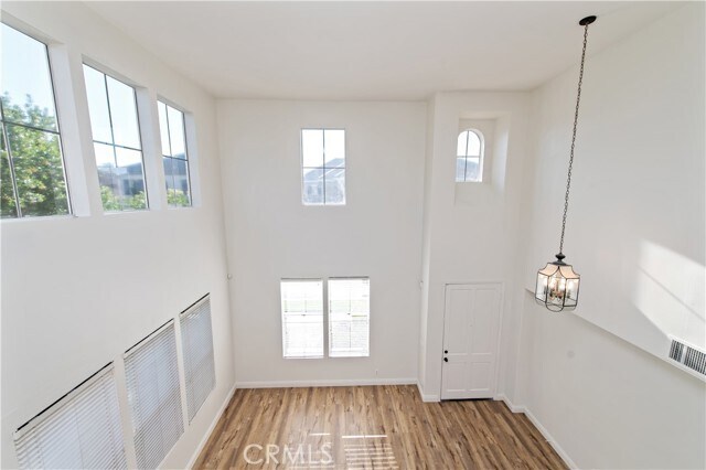 Building Photo - 31 Versailles