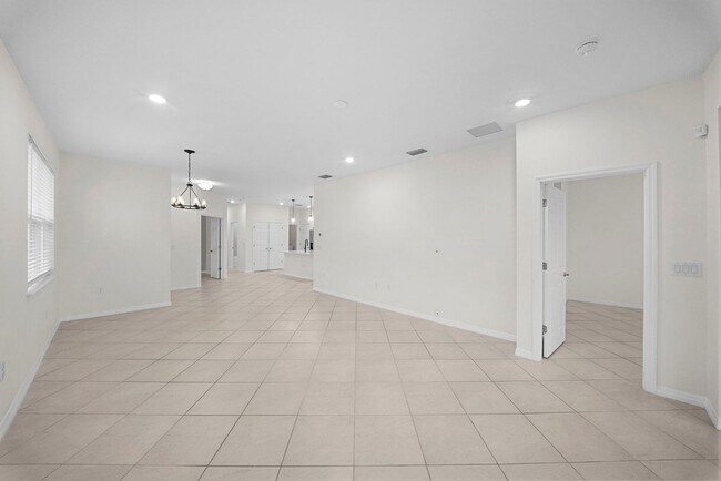 Building Photo - 4177 Bloomfield St