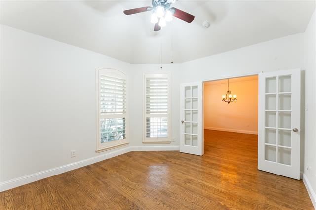 Building Photo - 1329 Sherman Ct