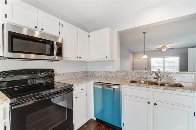 Building Photo - 2436 Tarpon Bay Dr