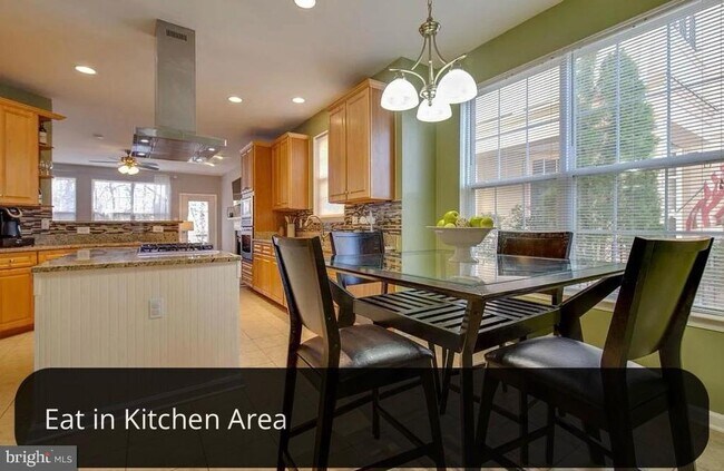 Building Photo - 8371 Tillett Loop