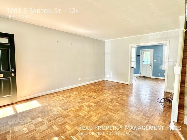 Building Photo - 1201 S Barton St