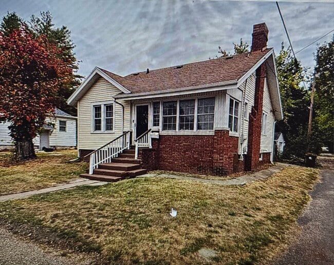 Building Photo - 2512 N Maryland Ave