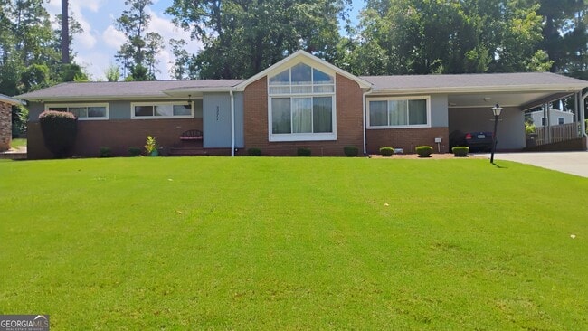 Primary Photo - 2277 Overton Rd