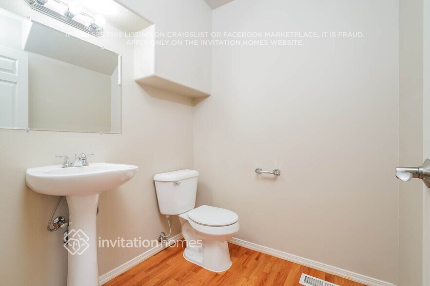 Building Photo - 5414 N 33rd St