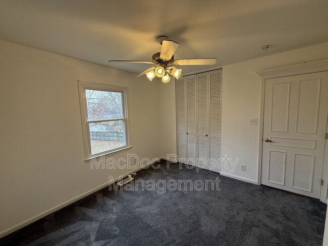 Building Photo - 12009 Stansbury Dr