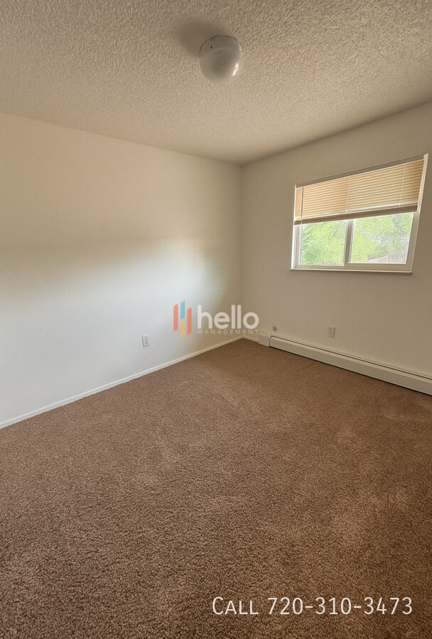 Building Photo - 321 Bonnie Ct