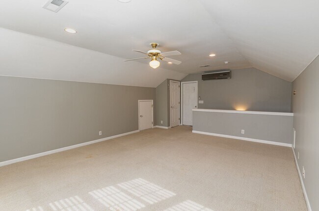 Building Photo - Franklin Home For Lease