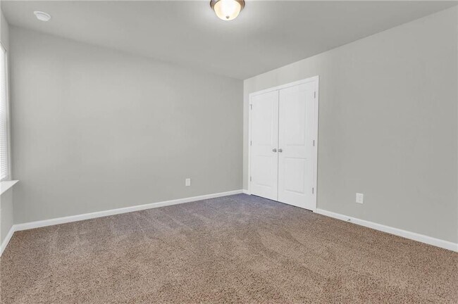 Building Photo - 1645 Villageside Ct