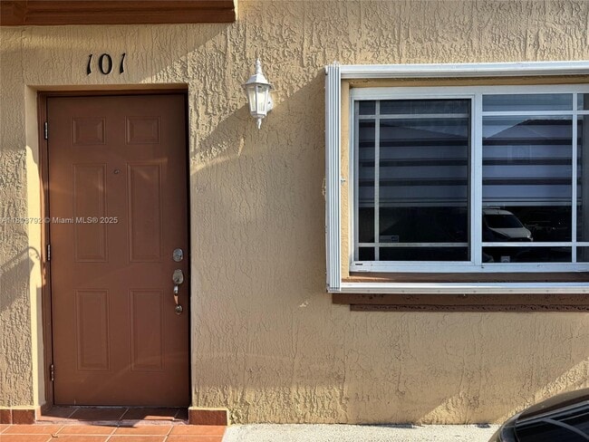 Building Photo - 17358 NW 74th Ave