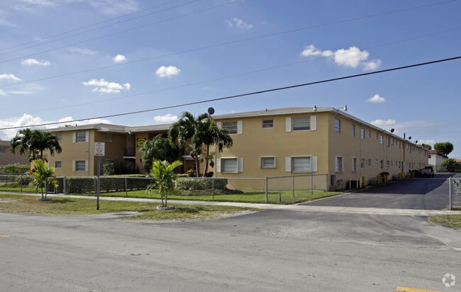 Building Photo - Bird Road Condos