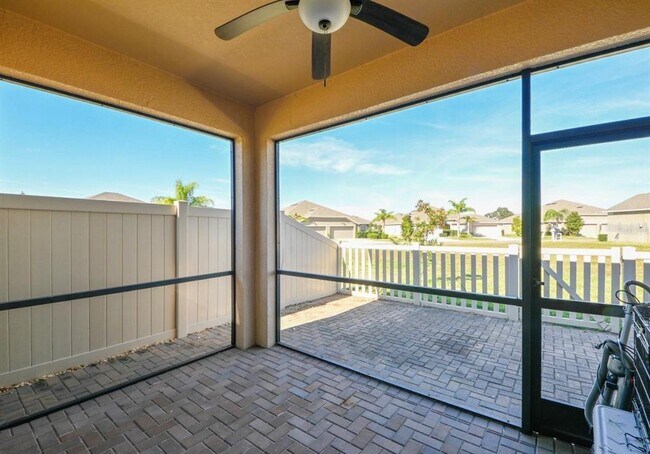 Building Photo - 13529 Crest Lake Dr