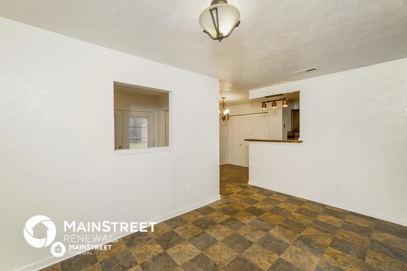 Building Photo - 2850 Canary Ln