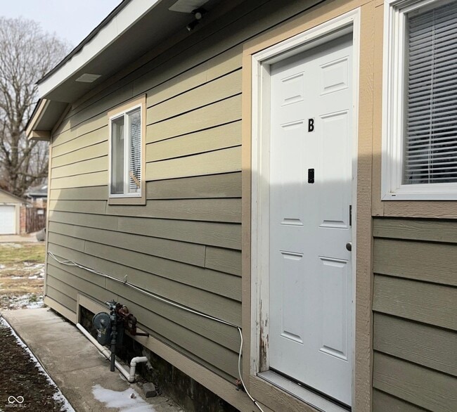 Building Photo - 1538 N Grant Ave