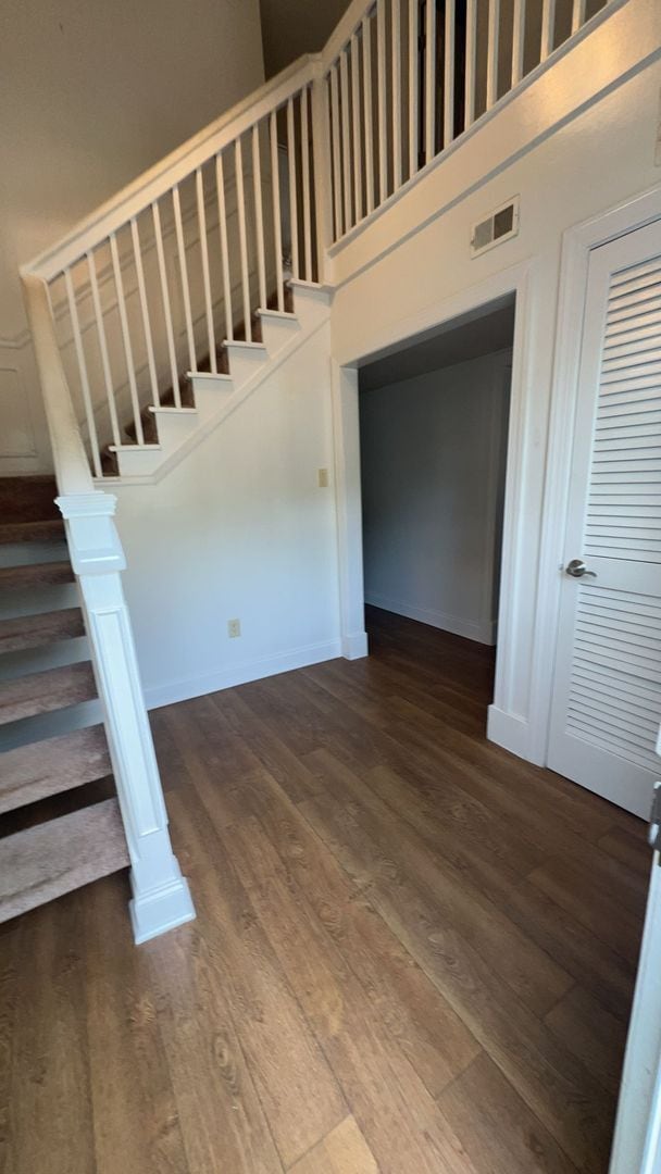 Building Photo - 1849 Crooked Pine Dr