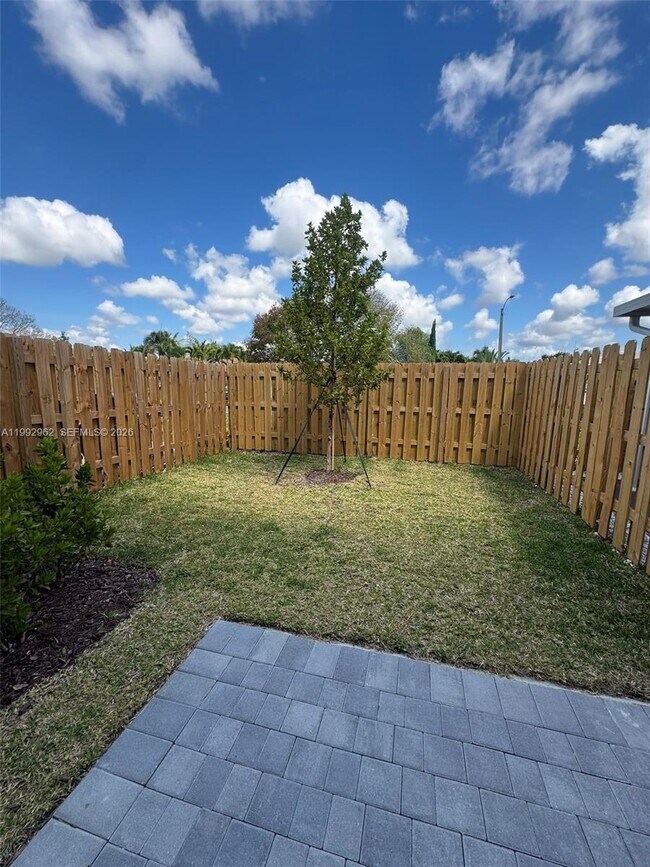 Building Photo - 27687 SW 155th Ct